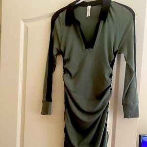 Cute long sleeve color block polo midi dress